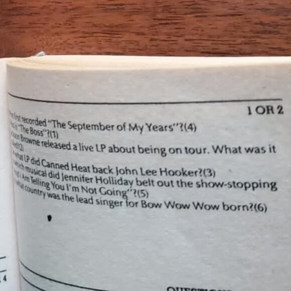 Vintage - Ultimate Trivia  The Book You Play! © 1984 - Picture 6 of 7